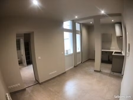 t2 neuf proche lycée marie curie