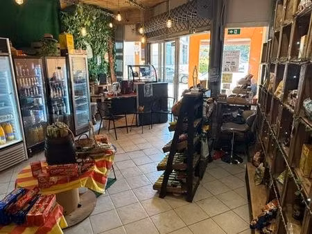 à vendre : fonds de commerce épicerie-■emplacement de 1er choix