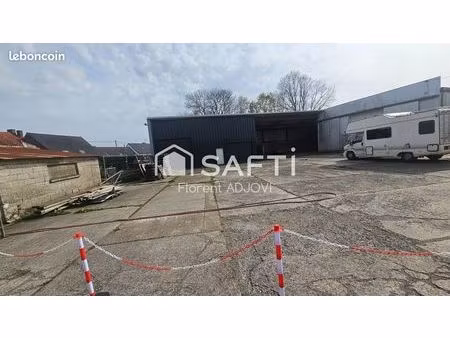 local 1600 m² buysscheure