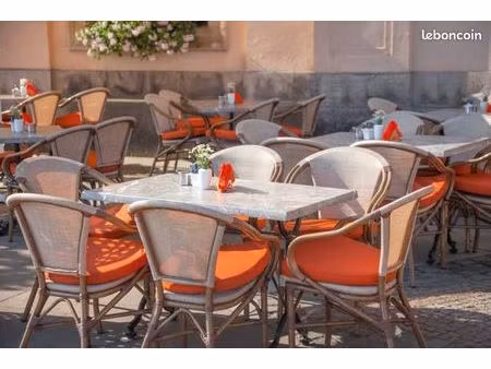 local commercial 121 m²