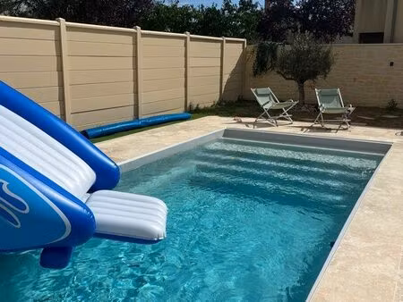 arnage – maison de caractère rénovée  5 chambres  piscine  studio indépendant