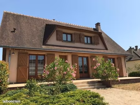 maison 4 pièces 105 m²