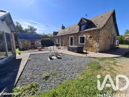 longère 8 pièces 132 m²