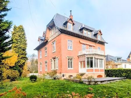 maison 20 pièces 421 m²