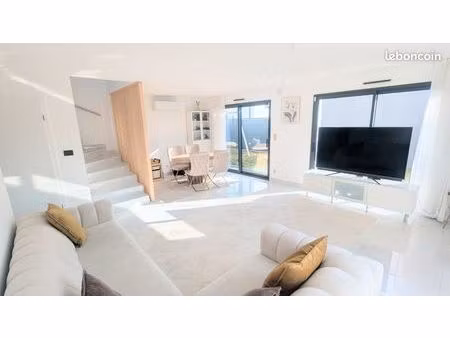 maison contemporaine récente – env. 165 m² utiles – dpe a – prestations de qualité – proch