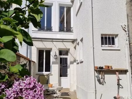 maison 7 pièces 166 m²