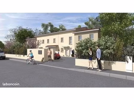 villa 5 pièces 100 m²