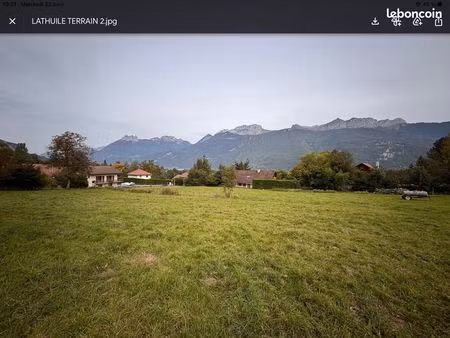 à vendre terrain à bâtir lathuile