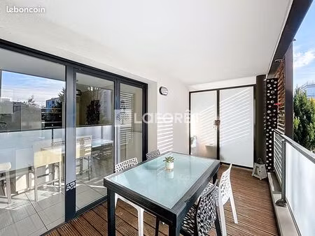 appartement 3 pièces 69 m²