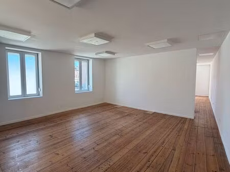 immeuble rénové 146 m² avec garage