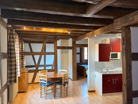 f2  entièrement meublé