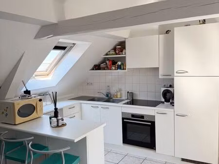 2 pièces place de bordeaux