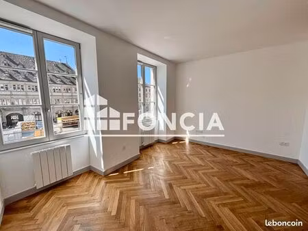 studio 1 pièce 28 m²