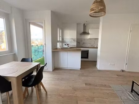 f2 meublé - neudorf- 6eme étage 930 cc