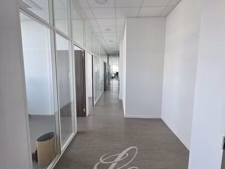 bureaux 135 m² le mans