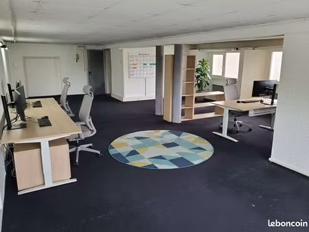 local bureau 60 m²  accès a1/a22/a23/a27 et transports — sans frais d’agence