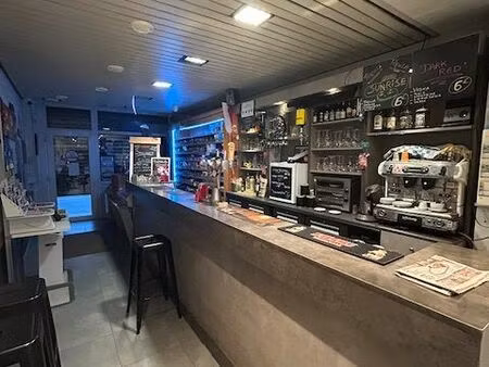 bar  jeux  tabac 120 m² estaires