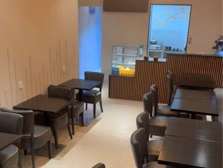 café avec grande terrasse 60 m² – lille. tout près de lilenimun