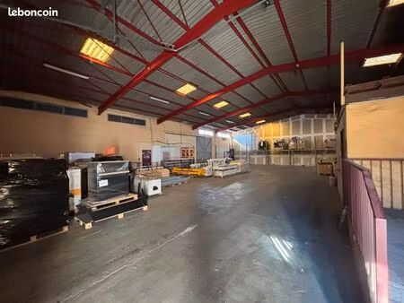 entrepôt hangar à louer à perpignan à 3 minutes de l'autoroute