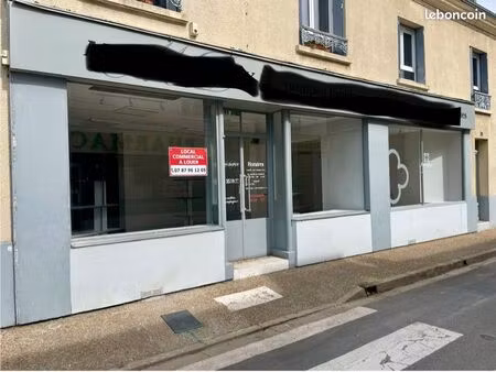 local commercial en centre-ville