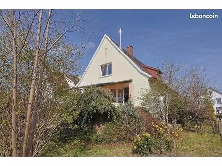 maison 6 pièces 130 m²