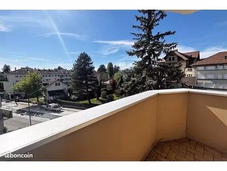 vaste appartement 3 pièces proche collège des tilleuls