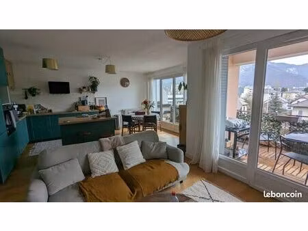 appartement - 3 ch – dernier étage – vue montagnes – annecy pommaries