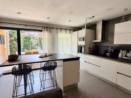 beau t3 lumineux avec jardin de 80 m2