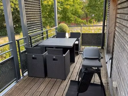 magnifique t4 dernier étage résidence récente