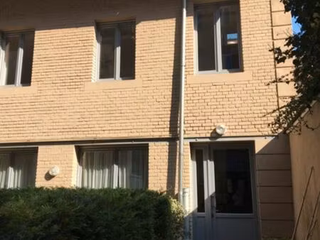 3 pieces a louer rue sleidan