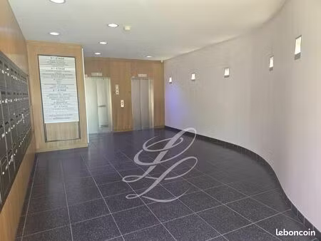 bureaux 27 m² le mans