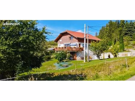 maison 5 pièces 206 m²