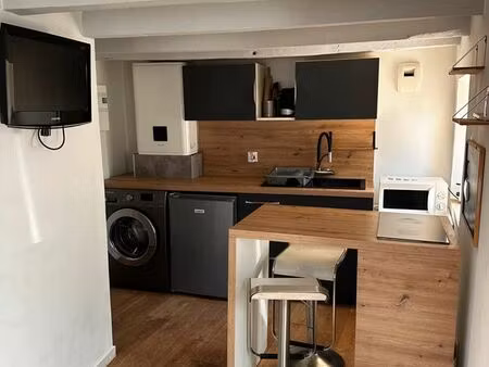 charmante maisonnette meublée 25 m² – avec jardin – proche sablé-sur-sarthe