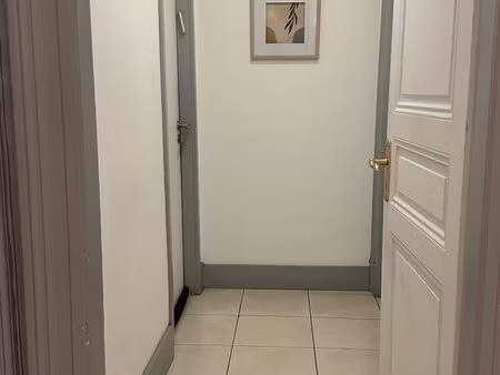 location cabinet/bureau