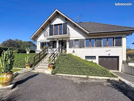 maison 7 pièces 178 m²