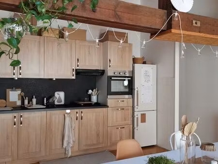 t3 de 80m² (non meublés) avec 2 places de stationnement dans une résidence privée à aire-s