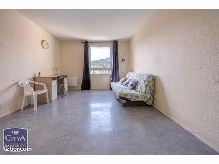 studio 1 pièce 19 m²