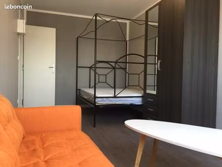 chambres meublées à louer – vieux lille  à deux pas de la grand-place