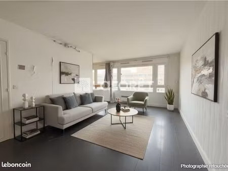 studio 1 pièce 31 m²