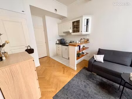 studio 23 m² paris ternes - résidence standing - loué jusqu'en octobre 2026