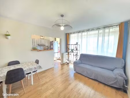 appartement 3 pièces 65 m²