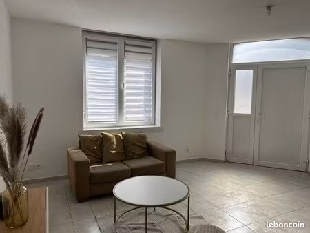 tres beau f2 meuble tourcoing brun pain