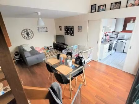 appartement 4 pièces 64 m²