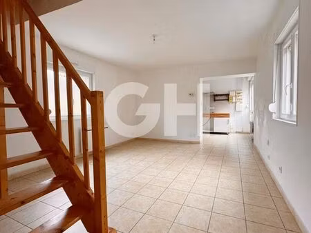 appartement 3 pièces 56 m²