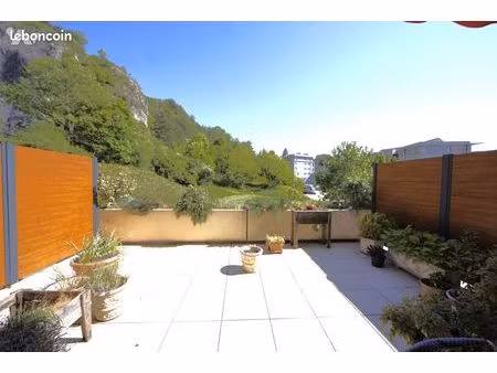 appartement 3 pièces 68 m²