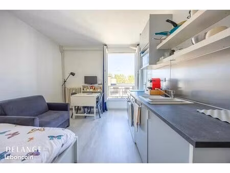studio 1 pièce 19 m²