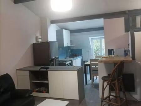 studio meublé 35 m²