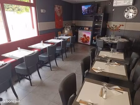 bar restaurant