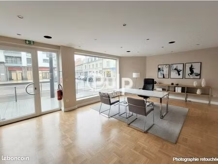 local commercial 50 m²