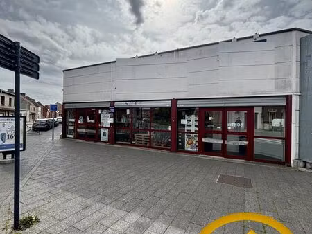 local 1167 m² carvin